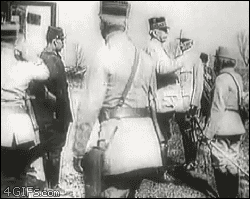 
               Meilleures images drôles  Protections pour soldats d'infanterie pendant la 
              