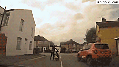 
               Meilleure photo blague  Simulacre d'accident (Une caméra à bord est recom
              