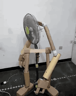 
                Robot Ventilator 
              