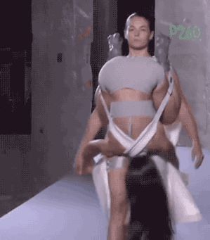 
               Meilleures images drôles  Défilé de mode de zinzins 
              