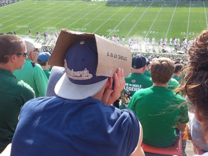 
               Meilleures images droles  Si seulement il avait une casquette pour mieux vo
              