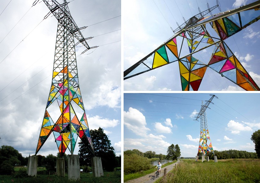 
               Meilleures image drole  suggestion pour la Tour EIFFEL ?? 
              