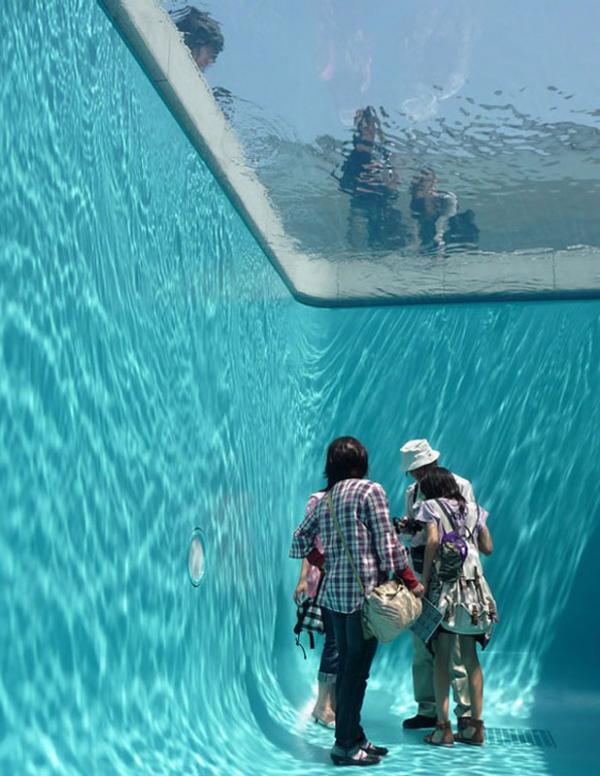  Image cocasse  Marche sous l'eau , photo blague
              