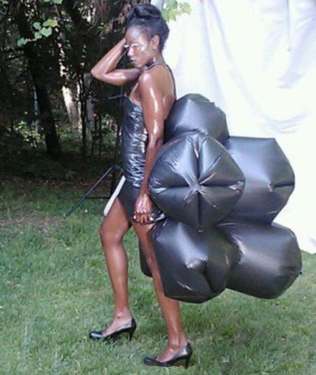 
               Meilleure photo blague  AIR BAG arrière 
              
