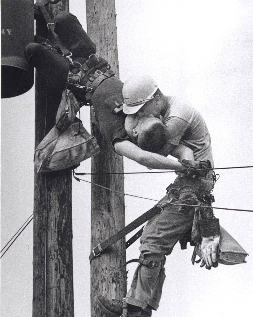 
               Meilleures images droles  un baiser plein de jus 
              
