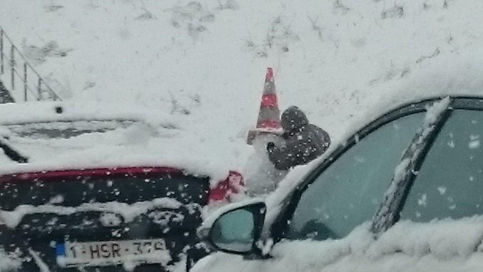 
               Meilleures images droles  Comment s'occuper sur l'autoroute ! 
              
