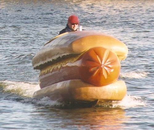  Image comique  Hot-dog insubmersible , photo blague
              