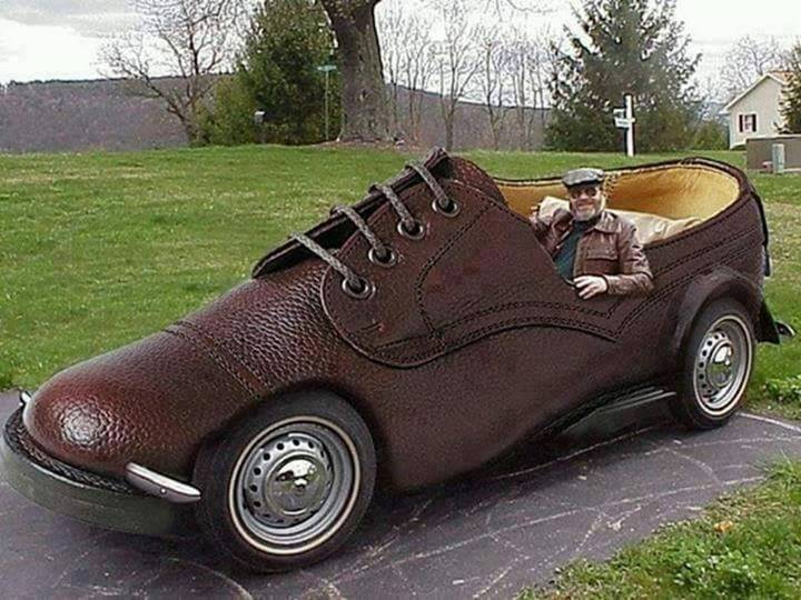 
               Meilleures image drole  Chaussure a son pied. 
              