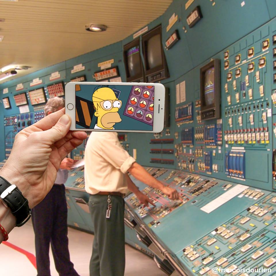  Image curieuse  Gare si Homer s'en mêle à la centrale ! , photo blague
              