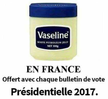 
               Meilleures images droles  CA AIDE A FAIRE PASSER LA PILLULE 
              