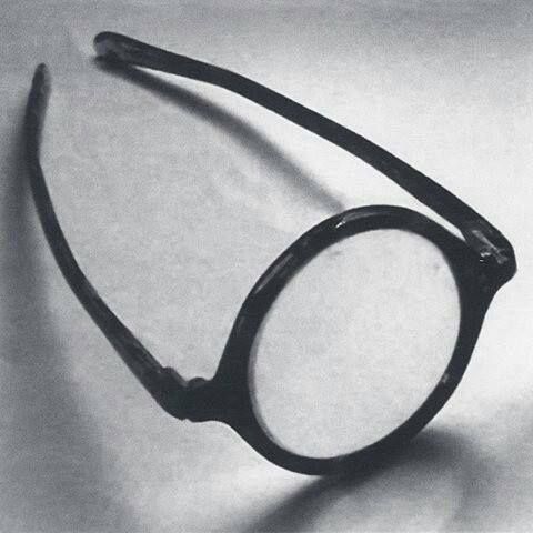 
               Meilleure photo blague  Pour myope Astigmate d'un oeil 
              