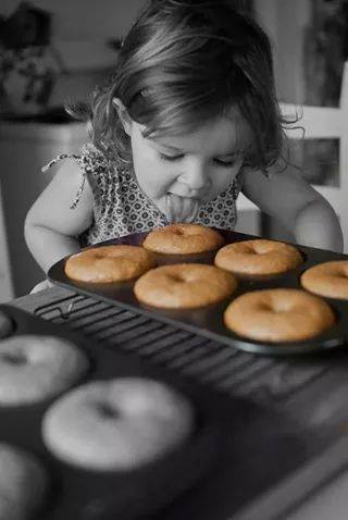 
               Meilleures image drole  la gourmandise 
              