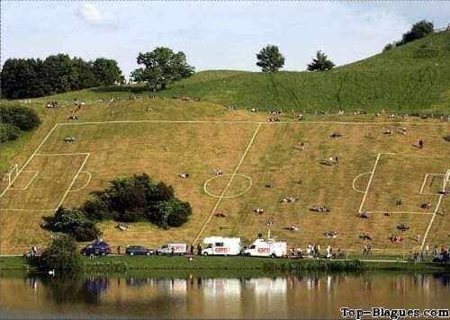  Image curieuse  reprise du foot ce soir , photo blague
              