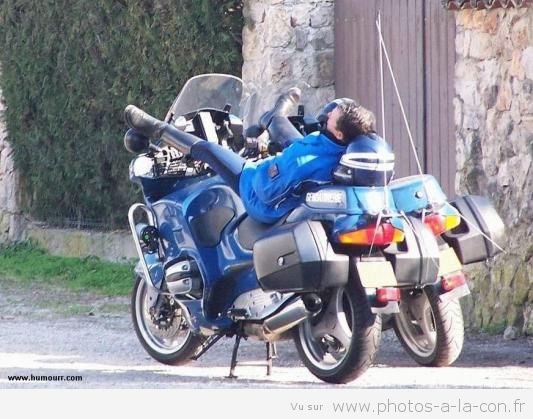 
               Meilleures images droles  Une petite sieste et on repart ! 
              