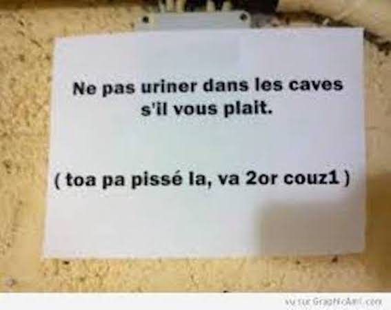 
               Meilleure photo blague  Être bilingue peut avoir son importance. 
              