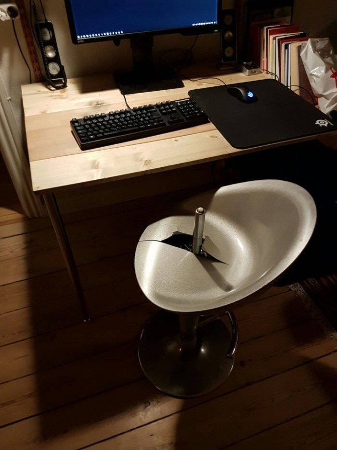 
               Meilleures images blagues  accident de bureau 
              
