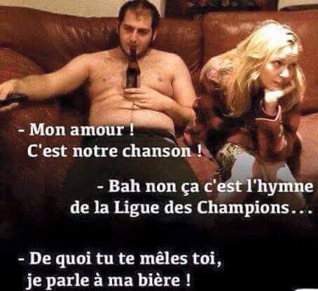 
               Meilleure photo blague  LES FANS DE FOOT VONT ADORER 
              