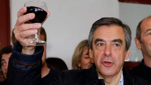 
               Meilleures images droles  Allez, la défaite ça s'arrose ! 
              